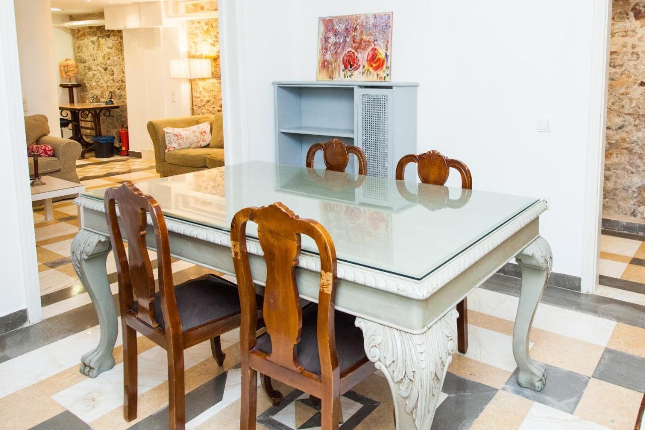 Chic Charming Central Athens Apt. מראה חיצוני תמונה